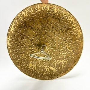 🔱Hand Decorated 22 karat gold plate.